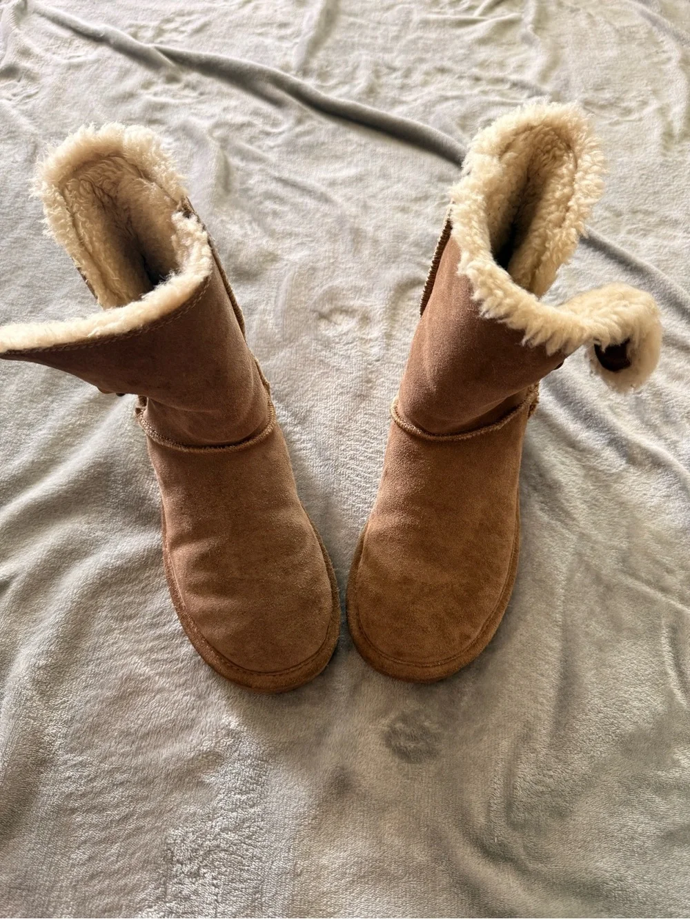 Bjorndal Chestnut Suede Shearling-Lined Winter Boots